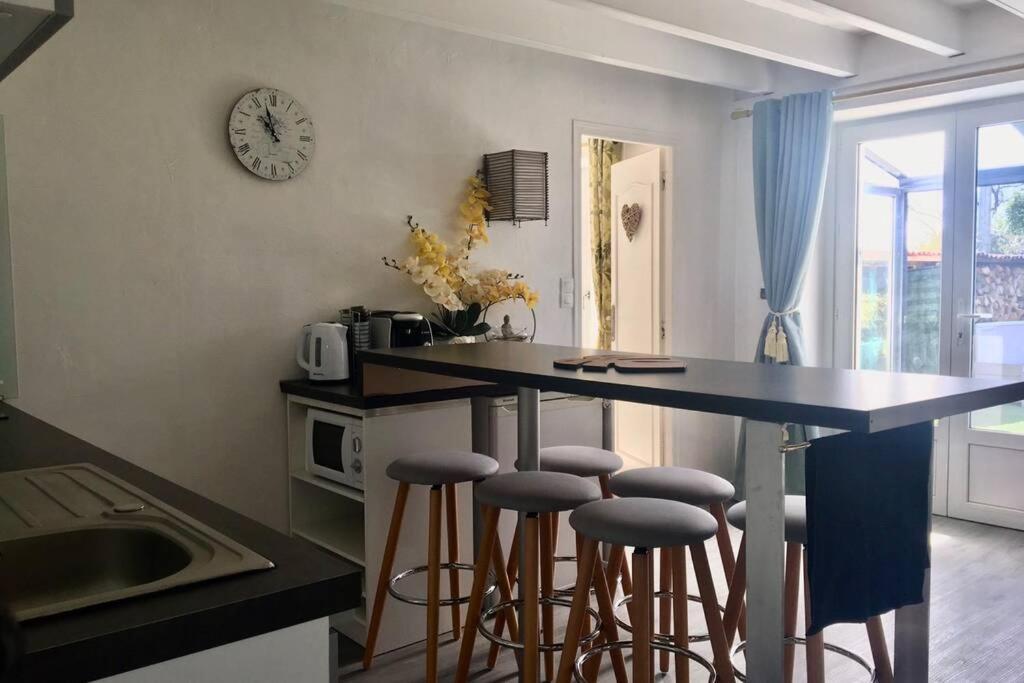Magnifique Maison 80M² Avec Exterieur Saint-Michel-le-Cloucq Bagian luar foto
